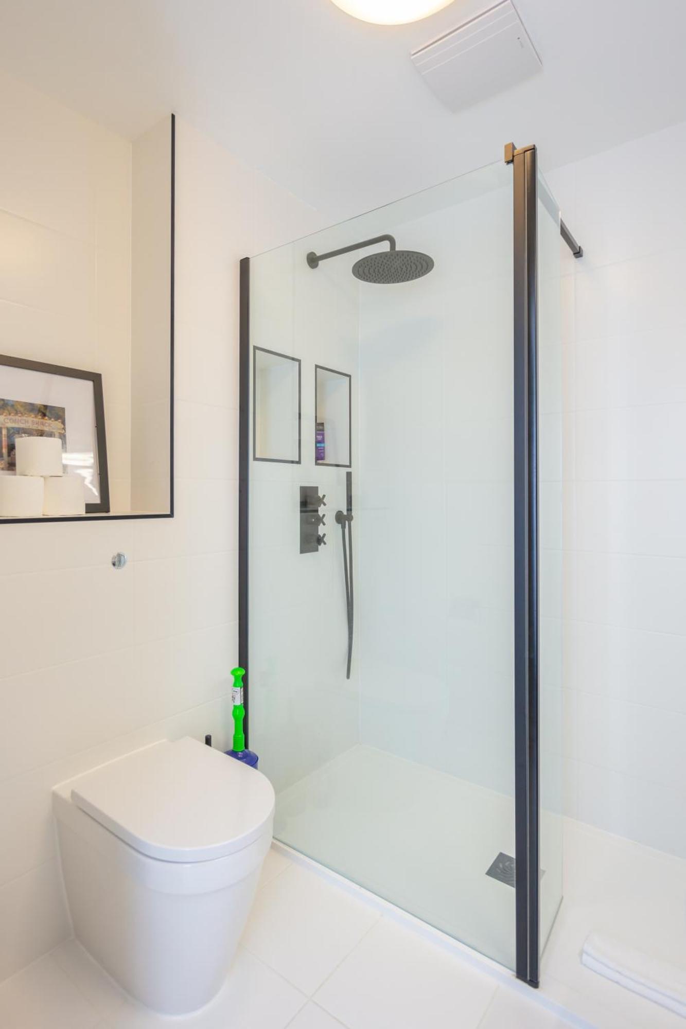 Stylish 1 Bedroom Apartment In Holborn In A Great Location Londýn Exteriér fotografie